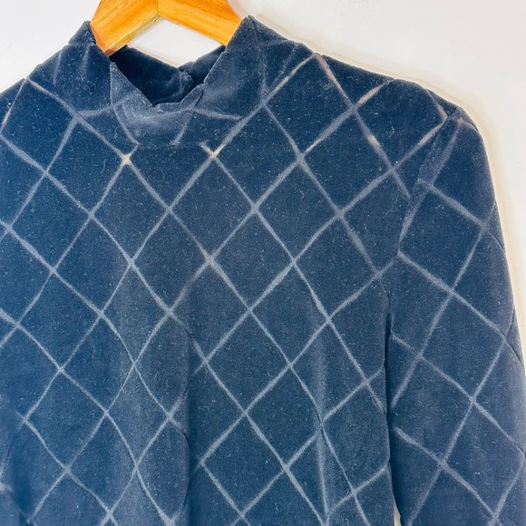 Et Vous Paris Black Velvet Burnout Diamond Pattern Mock Neck Top Women's Size M - Picture 6 of 8